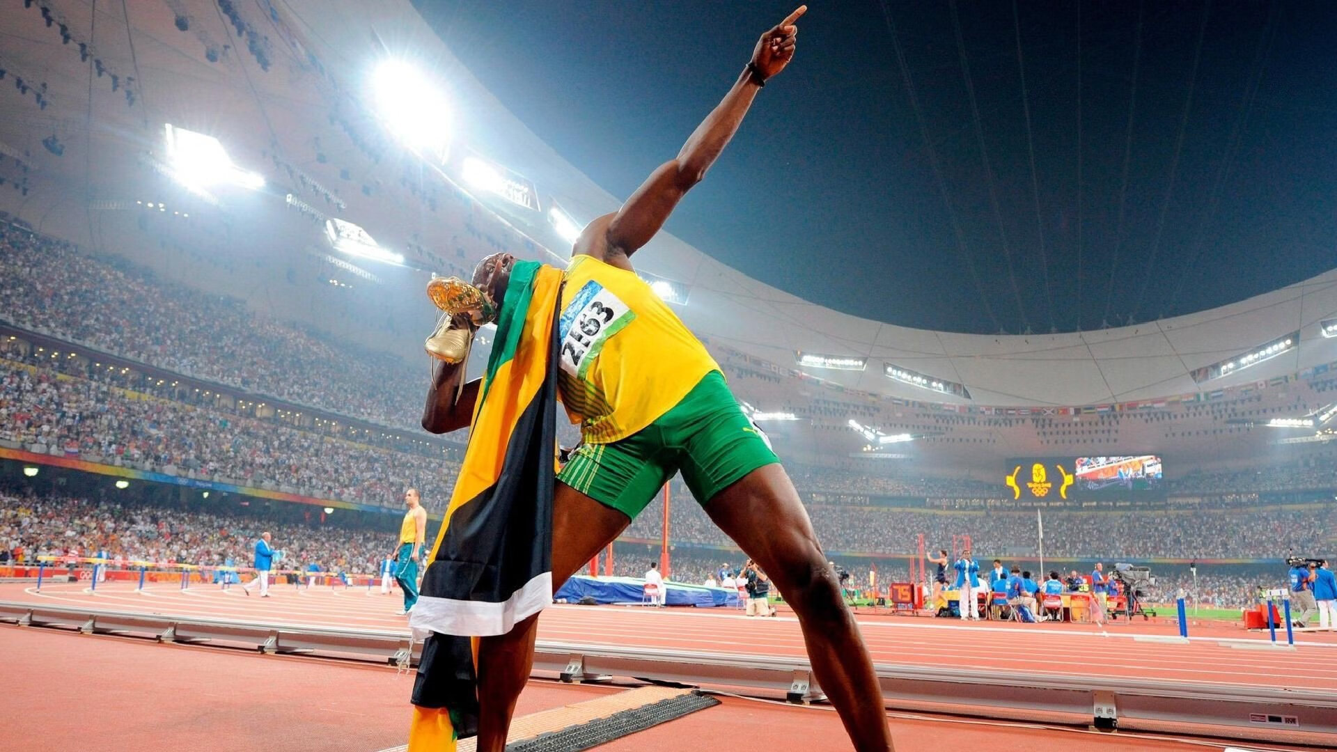 赛场上的“绿茵英雄”:球员的职业精神写就辉煌,绿茵王者球员